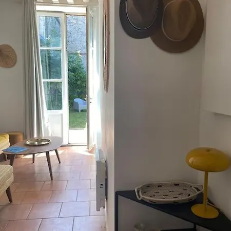 Loft/jardin Et Parking : Le Petit Clos Bourdet * Honfleur